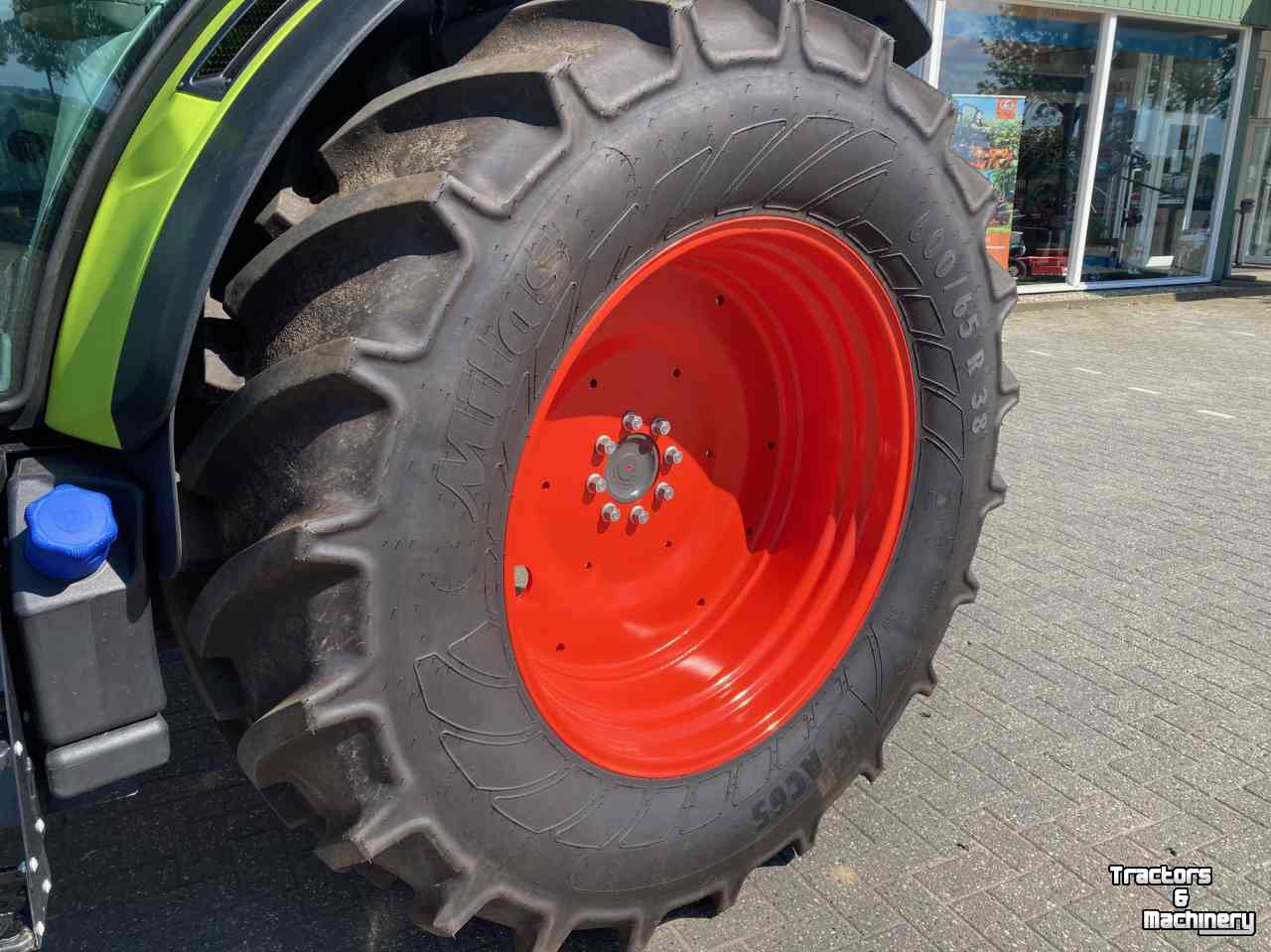 Tractors Claas Arion 470 Cis