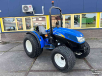 Tractors New Holland T3030 tractor trekker tracteur